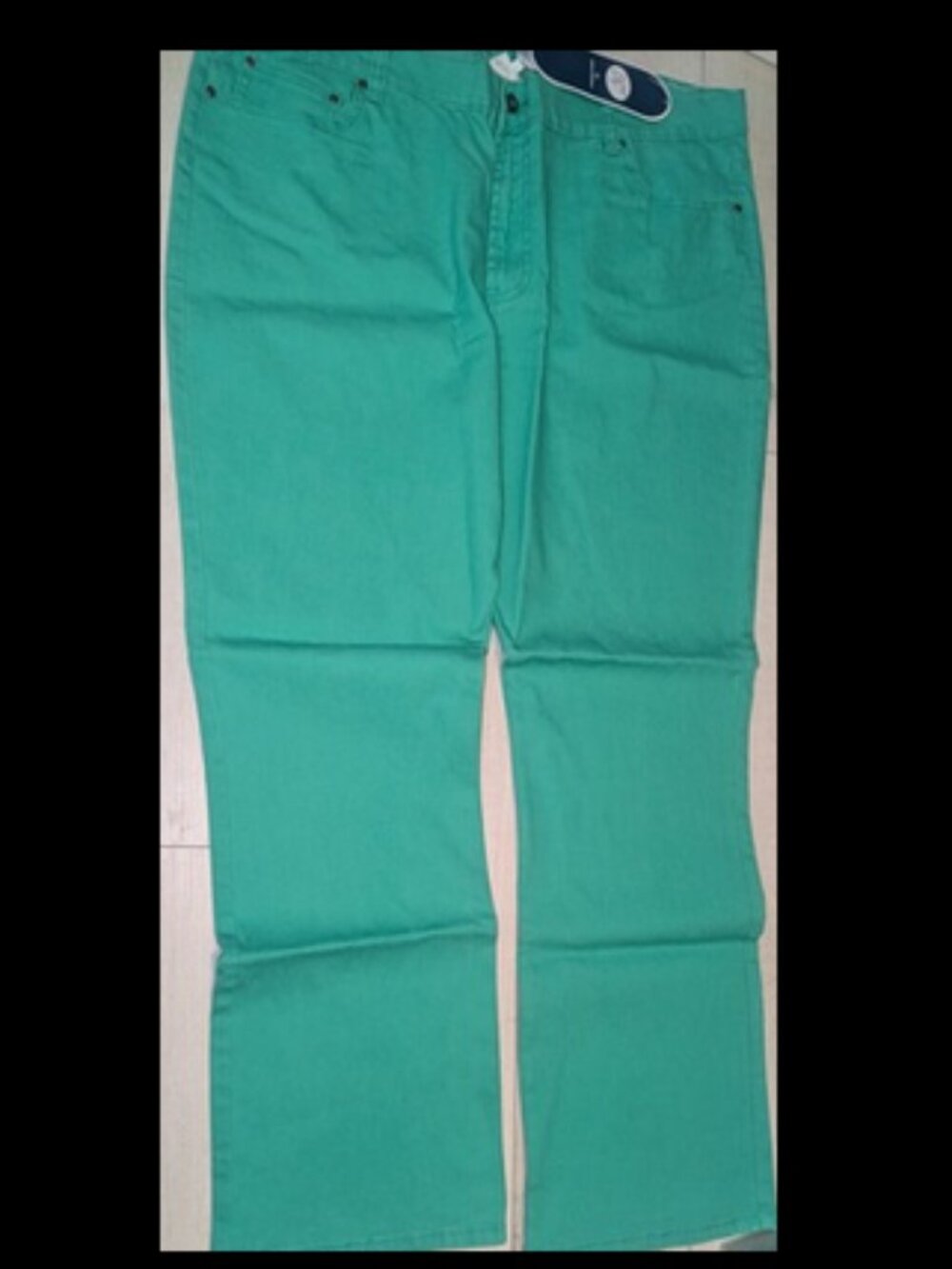 NWT DG2 by Diane Gilman Virtual Stretch Denim Straight-Leg Jeans Womens 22WT